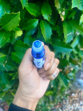Load image into Gallery viewer, Blue Lace: the fragrance oil