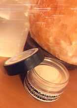 Load image into Gallery viewer, Rose Quartz: the masque